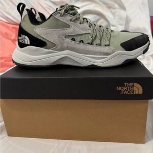 GUC North Face taraval spirit sz 10.5.